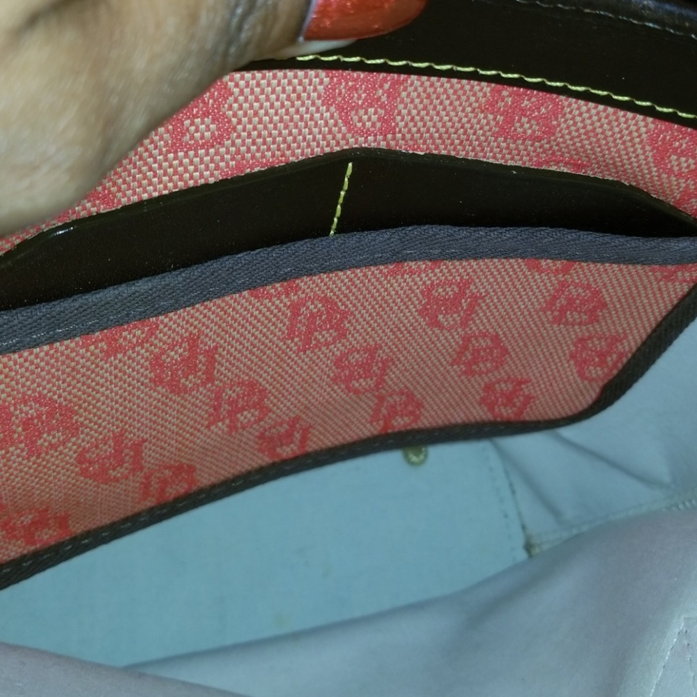 Bucket Bag - Picture 5 of 6